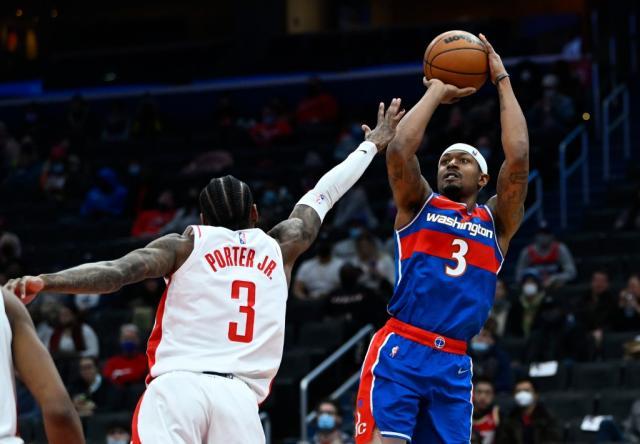 1641725677742074176.jpg USATSI_17458423.jpg